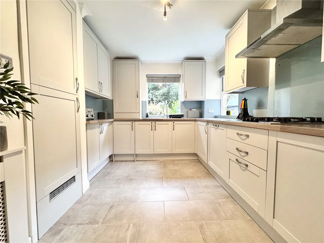 Burton Road, Poole, Dorset, BH13, photo 2