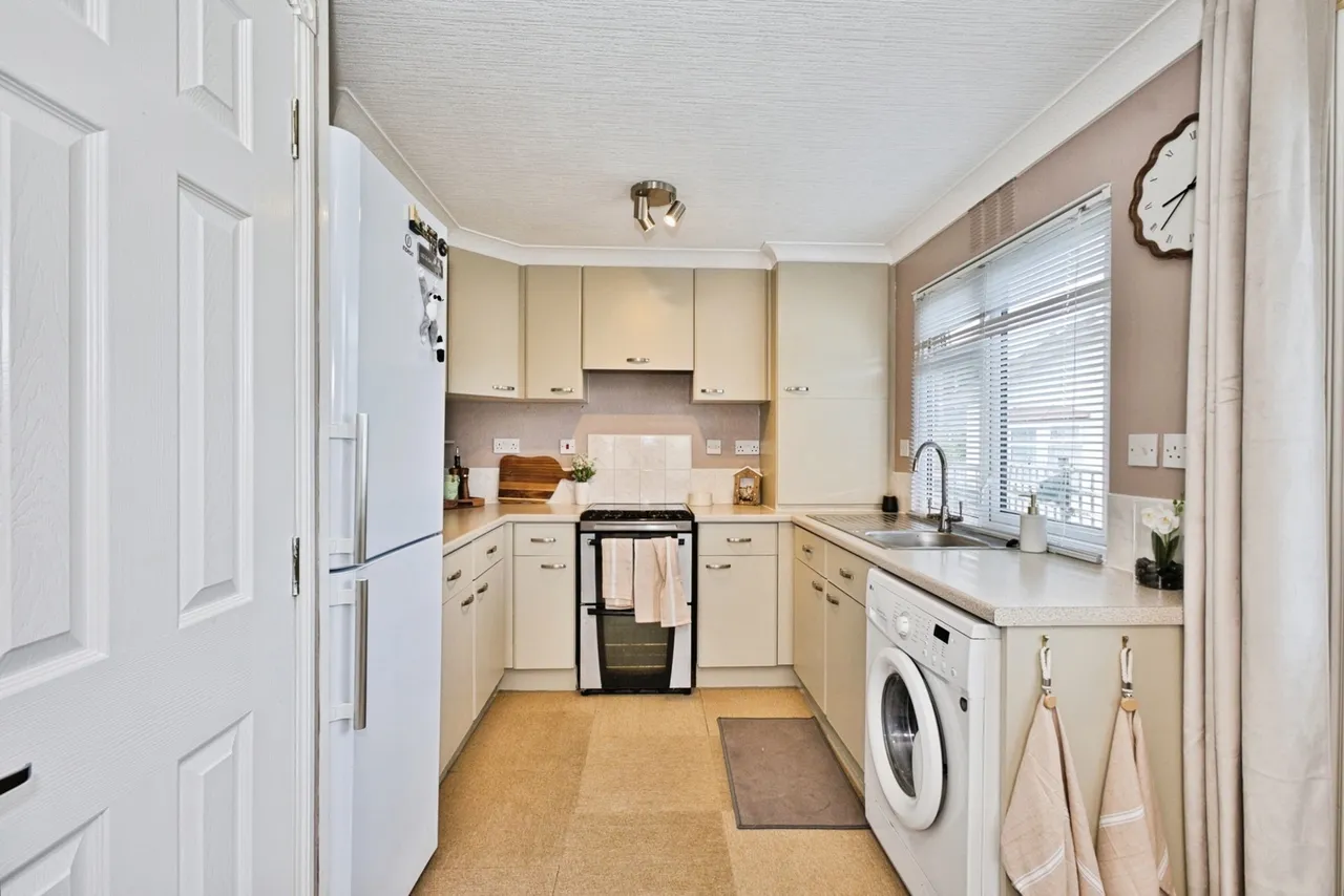 Hurst Park, Martock, TA12, photo 4