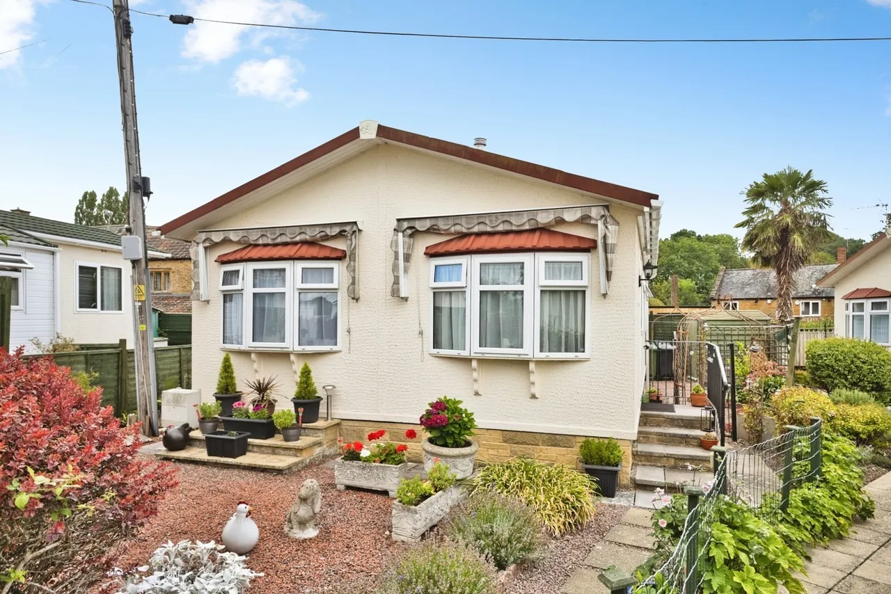 2 bed mobile home for sale, Hurst Park, Martock, TA12