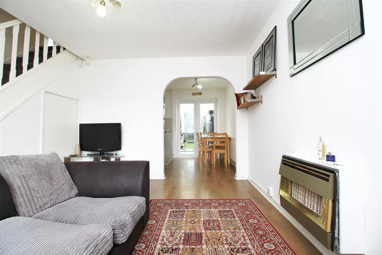 Sarnesfield Close, Manchester, photo 4