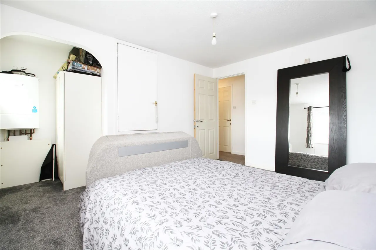 Sarnesfield Close, Manchester, photo 13
