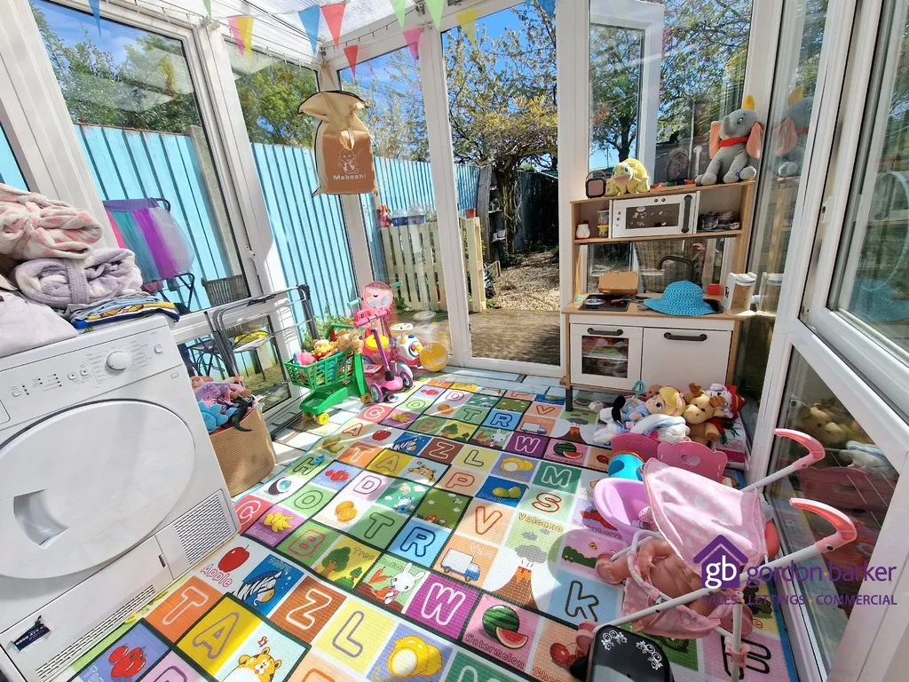 Sway Gardens, Bournemouth, BH8 0PG, photo 11