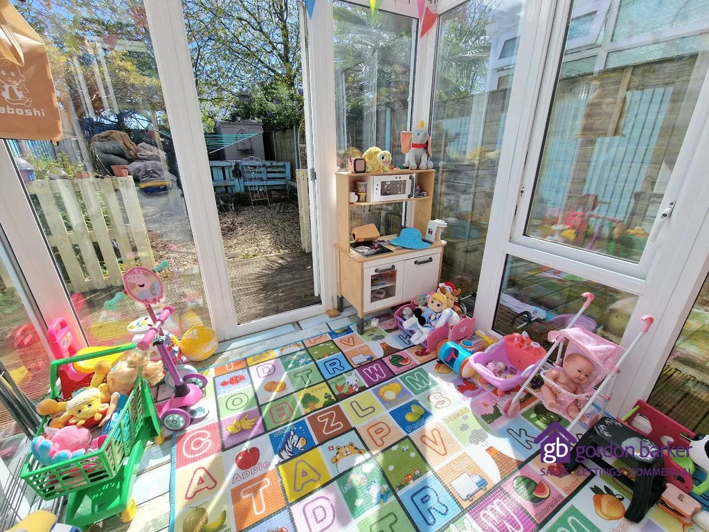 Sway Gardens, Bournemouth, BH8 0PG, photo 10
