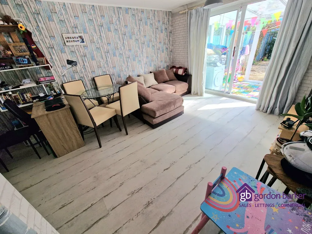 Sway Gardens, Bournemouth, BH8 0PG, photo 2