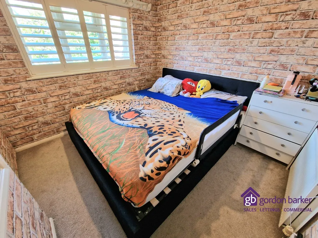 Sway Gardens, Bournemouth, BH8 0PG, photo 4