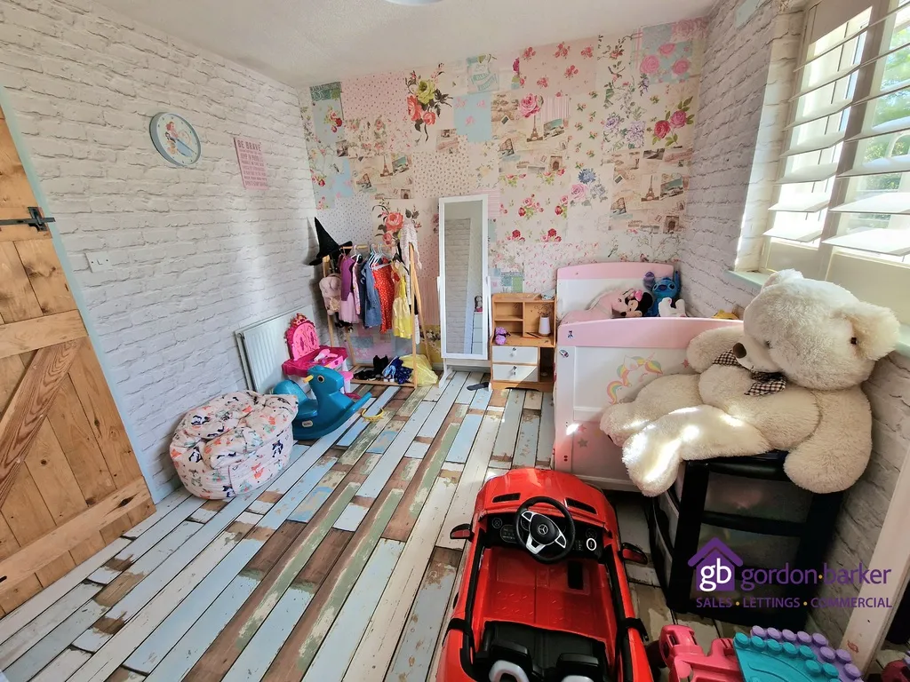 Sway Gardens, Bournemouth, BH8 0PG, photo 15