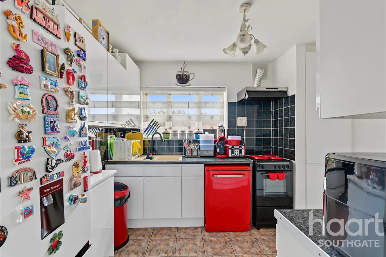 Worcesters Avenue, Enfield, EN1, photo 15