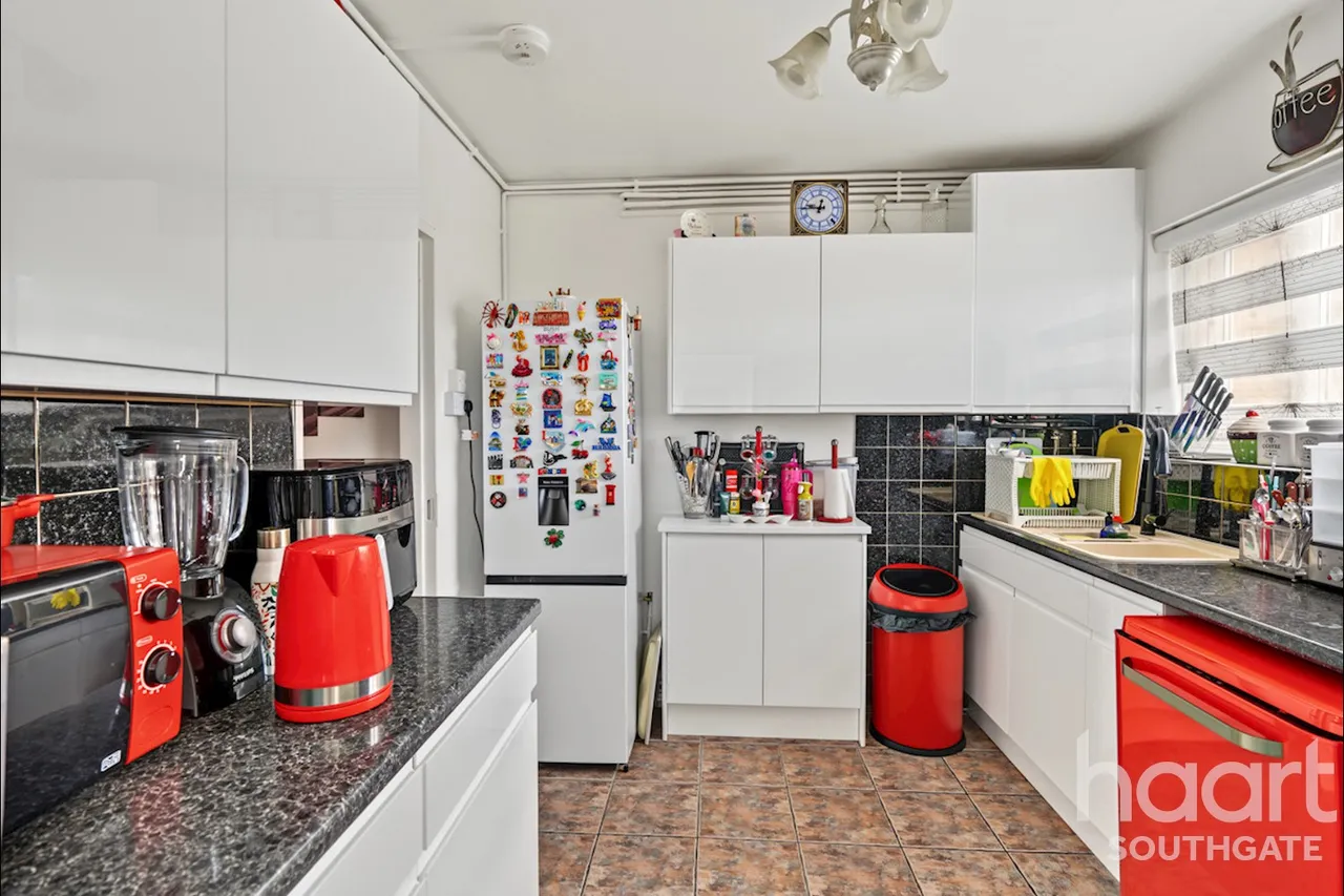 Worcesters Avenue, Enfield, EN1, photo 5