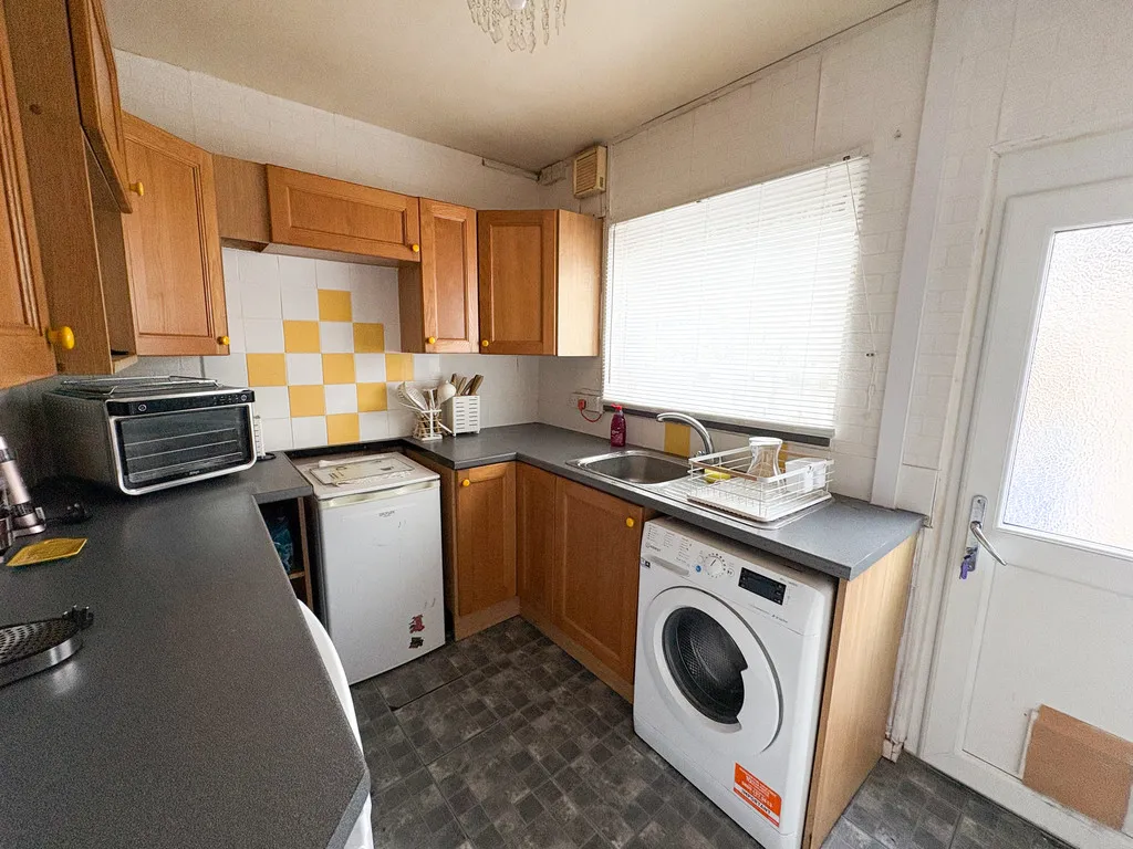 Oxford Road, Dawley, photo 6