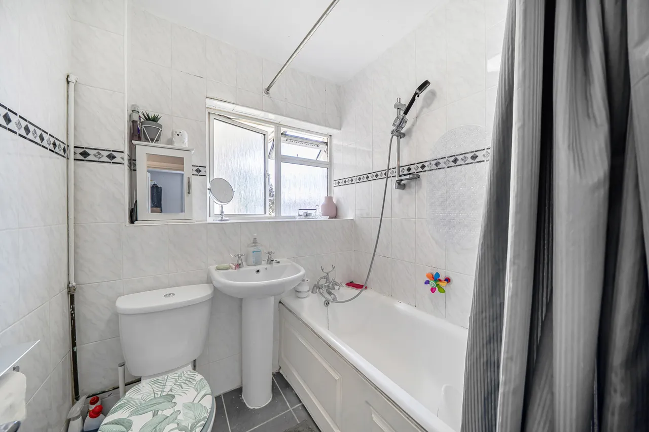 Diamond Road, Ruislip, HA4, photo 7