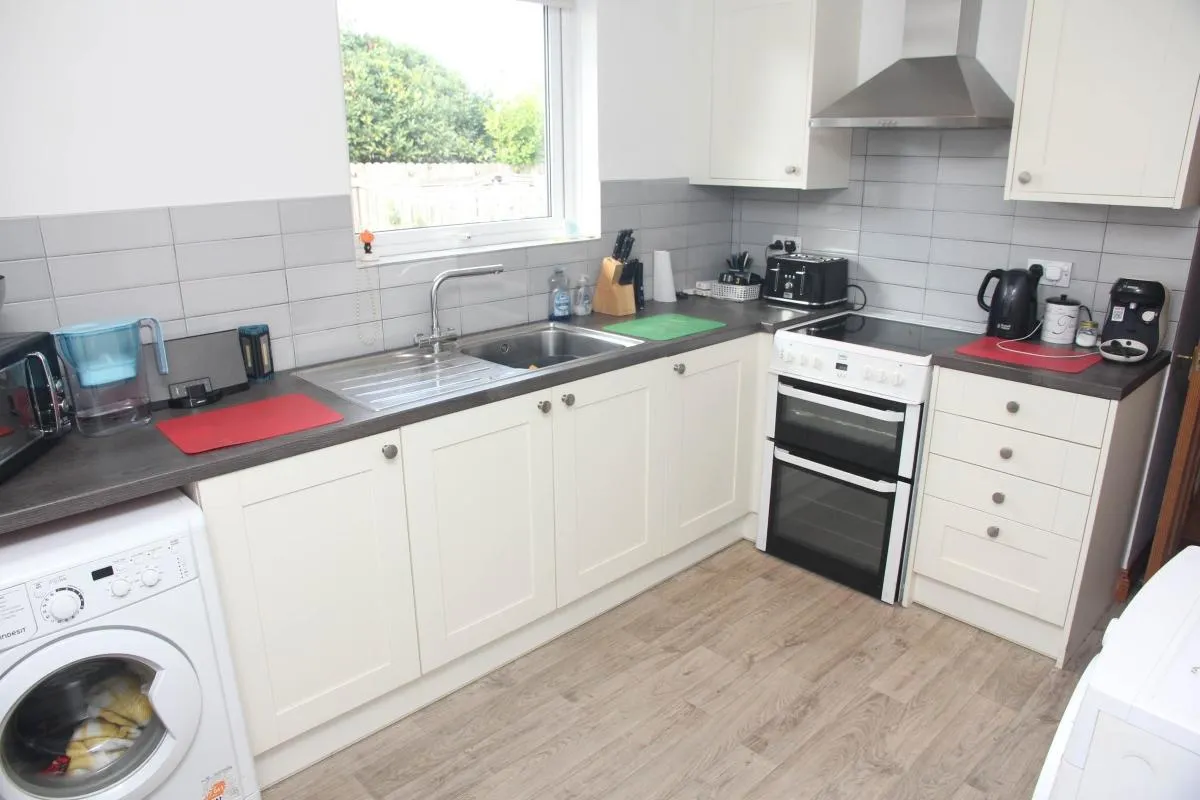 St Martins Close, Camborne, TR14, photo 4