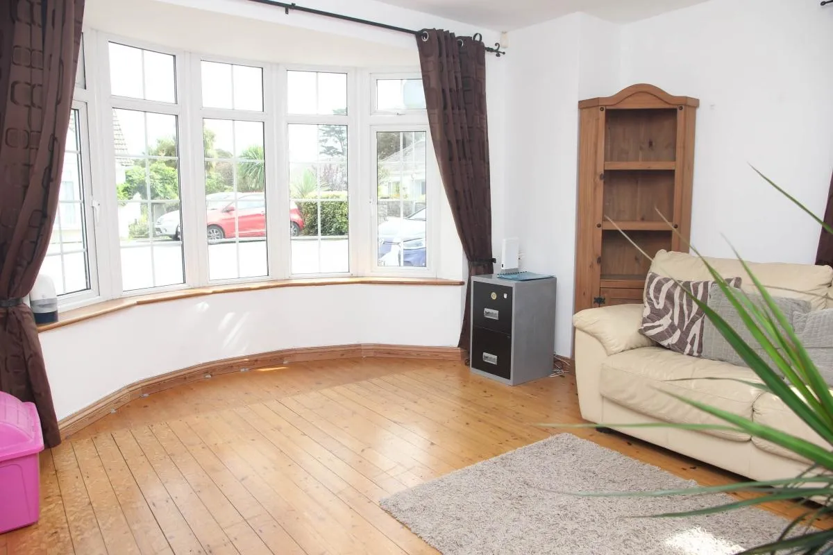St Martins Close, Camborne, TR14, photo 3