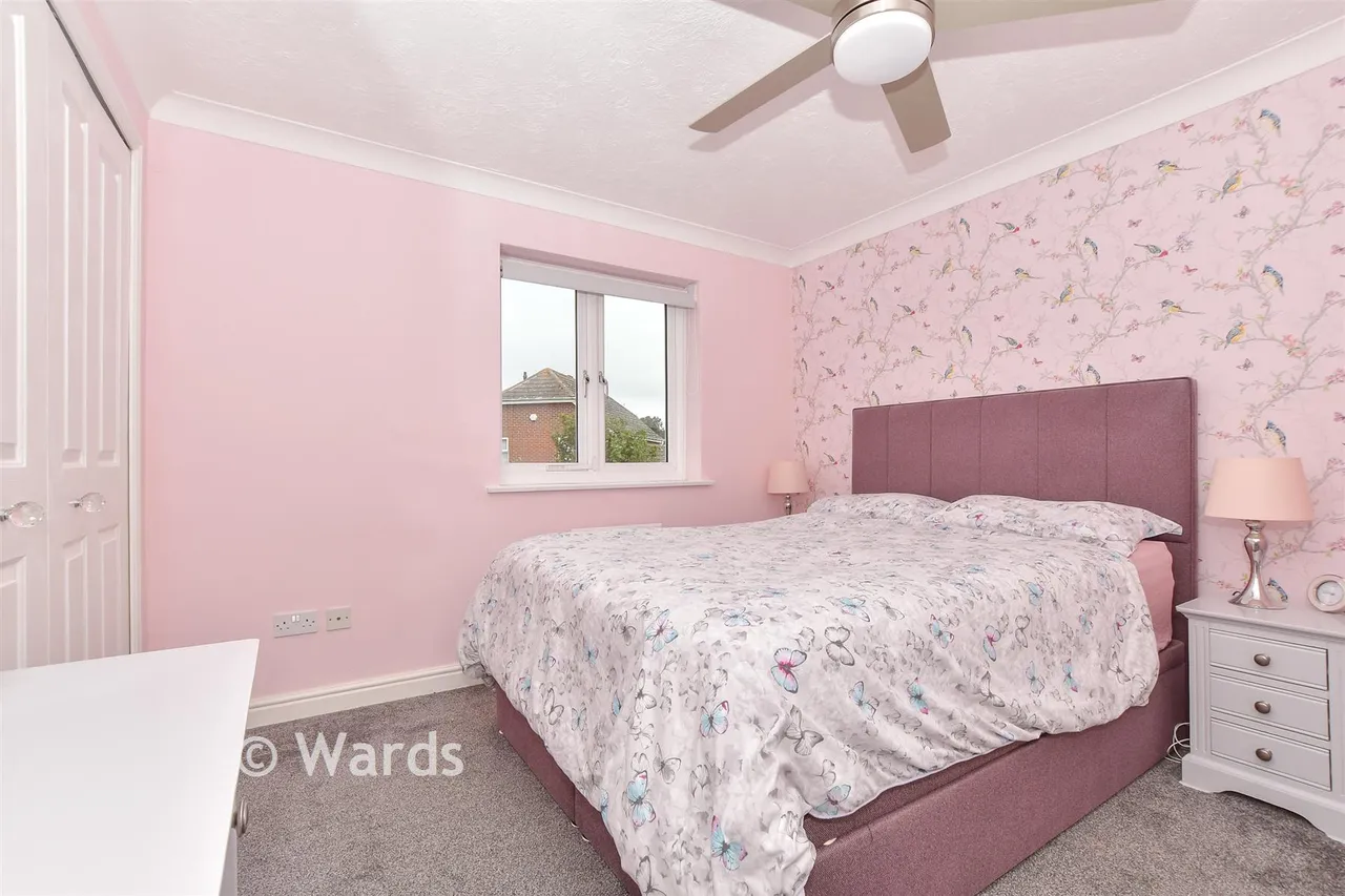 Sharps Field, Headcorn, TN27, photo 5