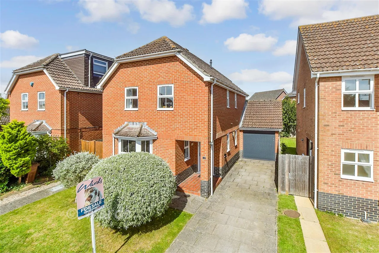 4 bed house for sale, Sharps Field, Headcorn, TN27