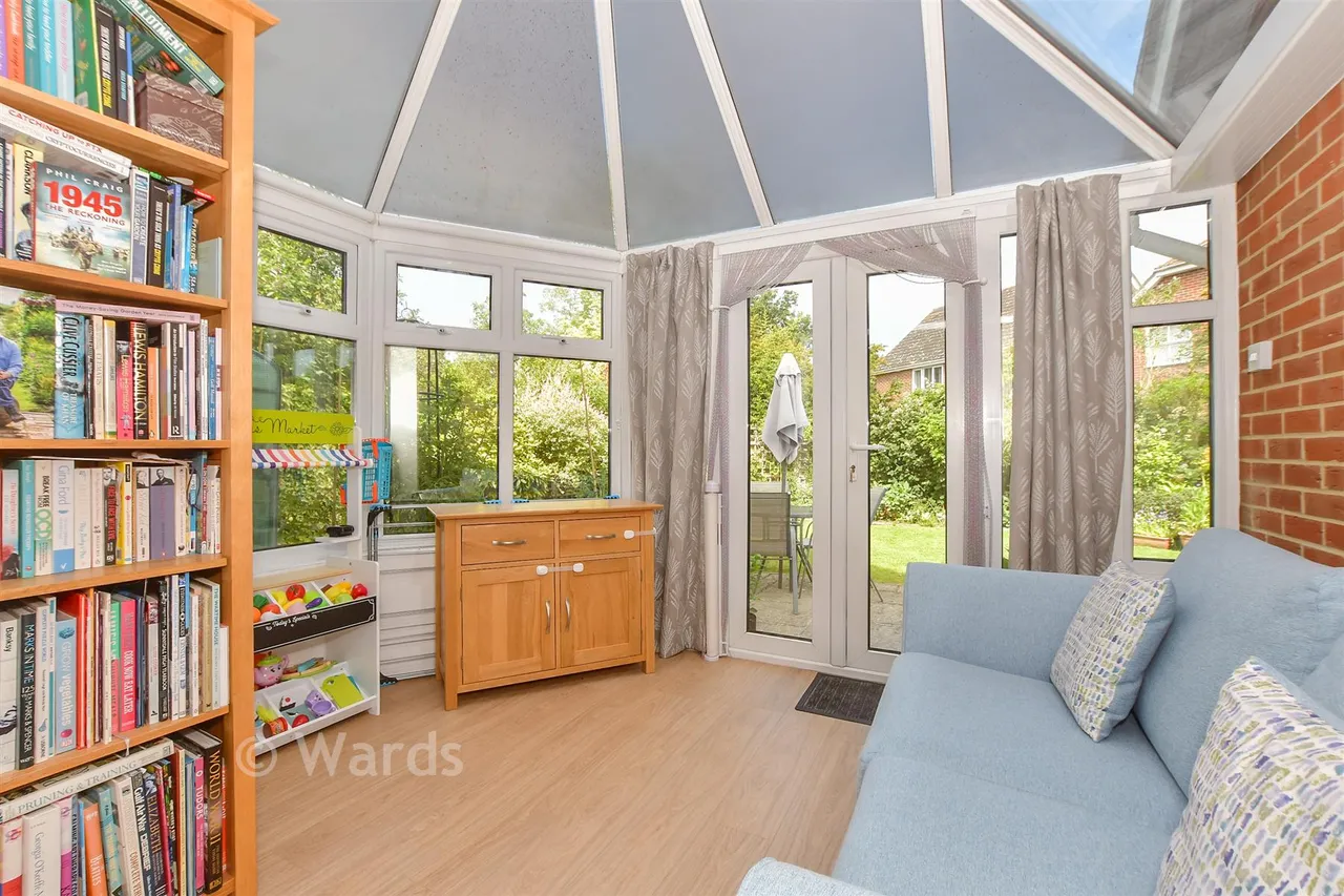 Sharps Field, Headcorn, TN27, photo 10