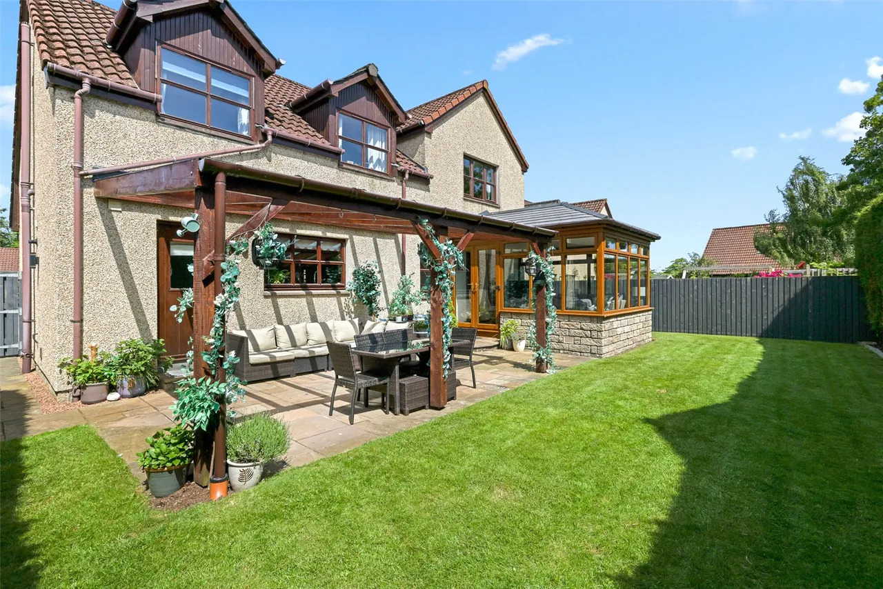 Marshall Way, Luncarty, PH1, photo 23