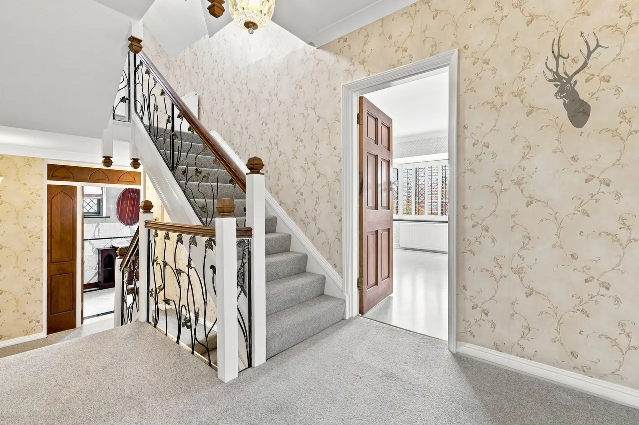 Bury Road, London, E4, photo 27