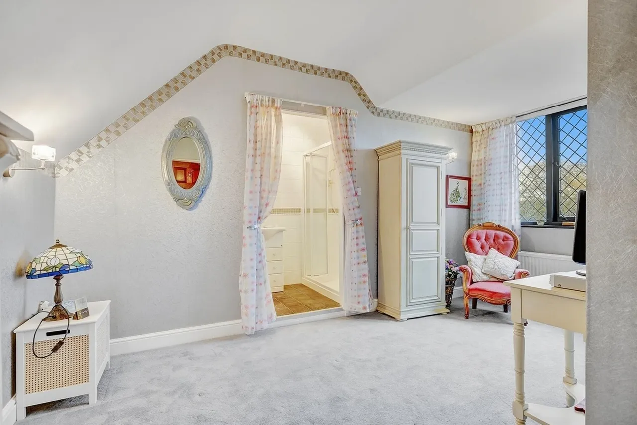 Bury Road, London, E4, photo 14