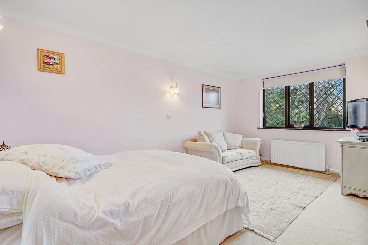 Bury Road, London, E4, photo 13
