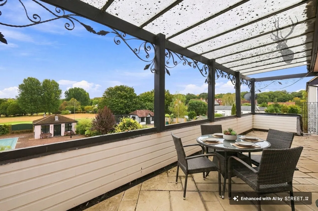 Bury Road, London, E4, photo 33
