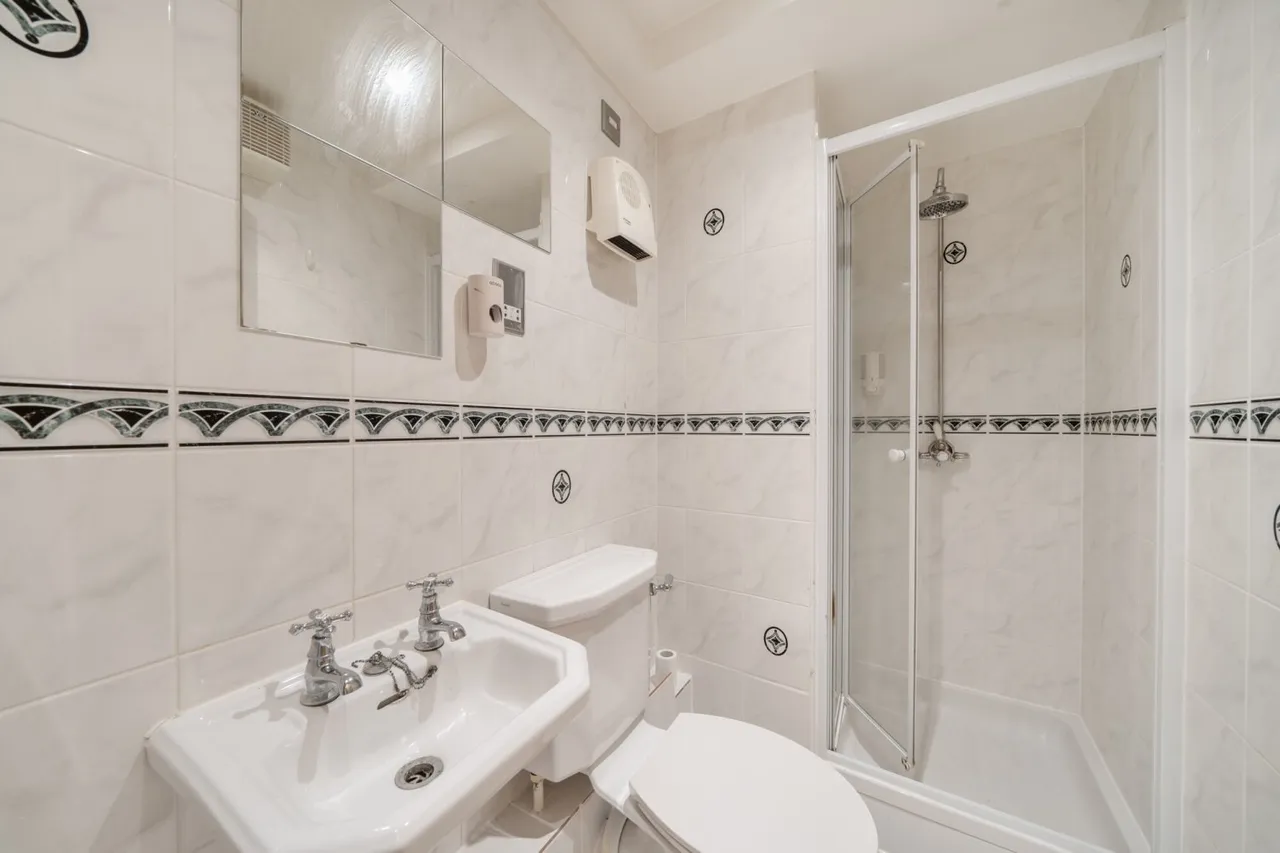 Vanbrugh Hill, London, SE10, photo 10