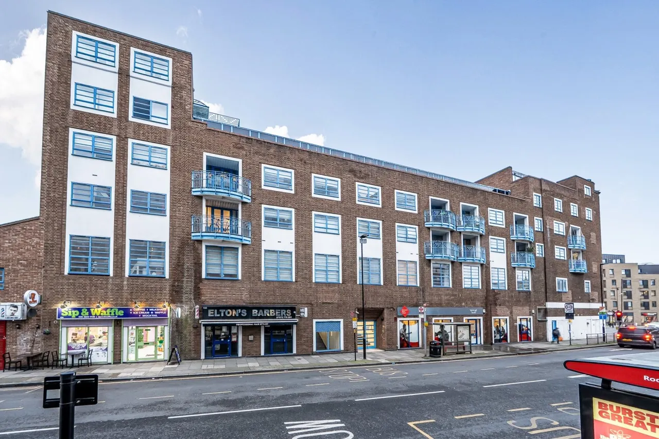 2 bed flat to rent, Vanbrugh Hill, London, SE10