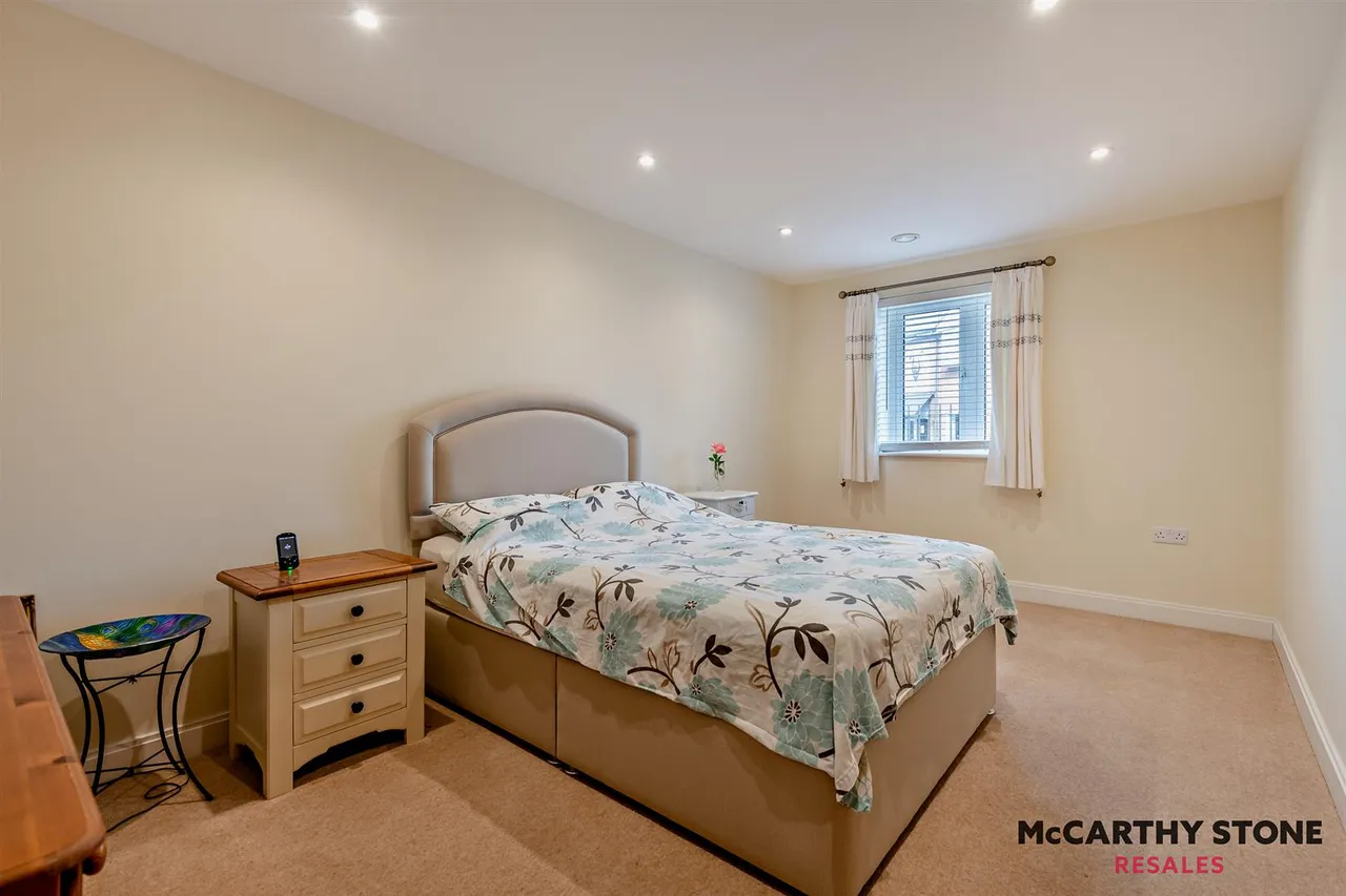 Macaulay Road, Broadstone, BH18, photo 11