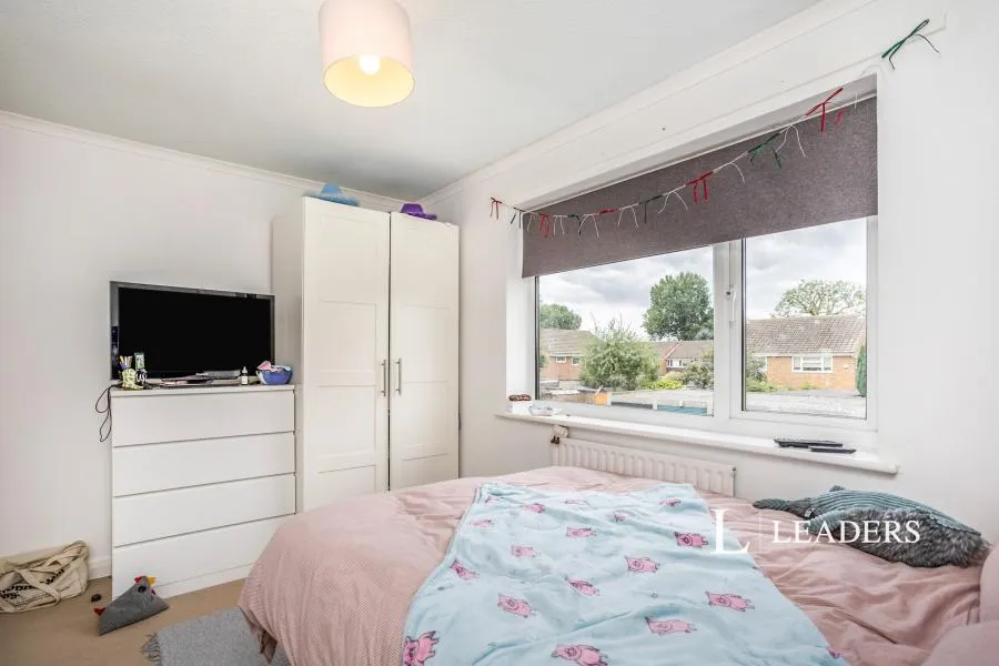 Beech Road, Horsham, RH12, photo 7