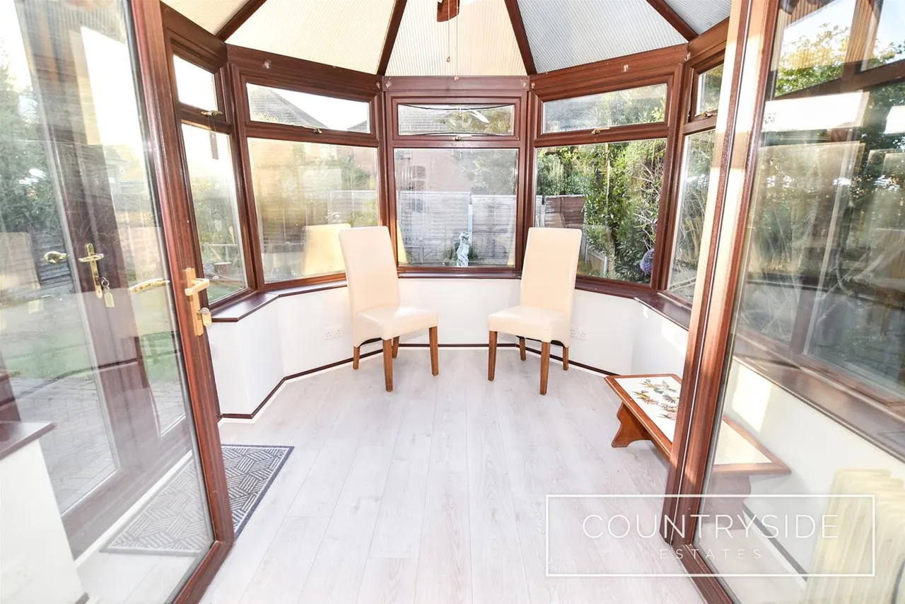 Gifford Road, Benfleet, photo 9