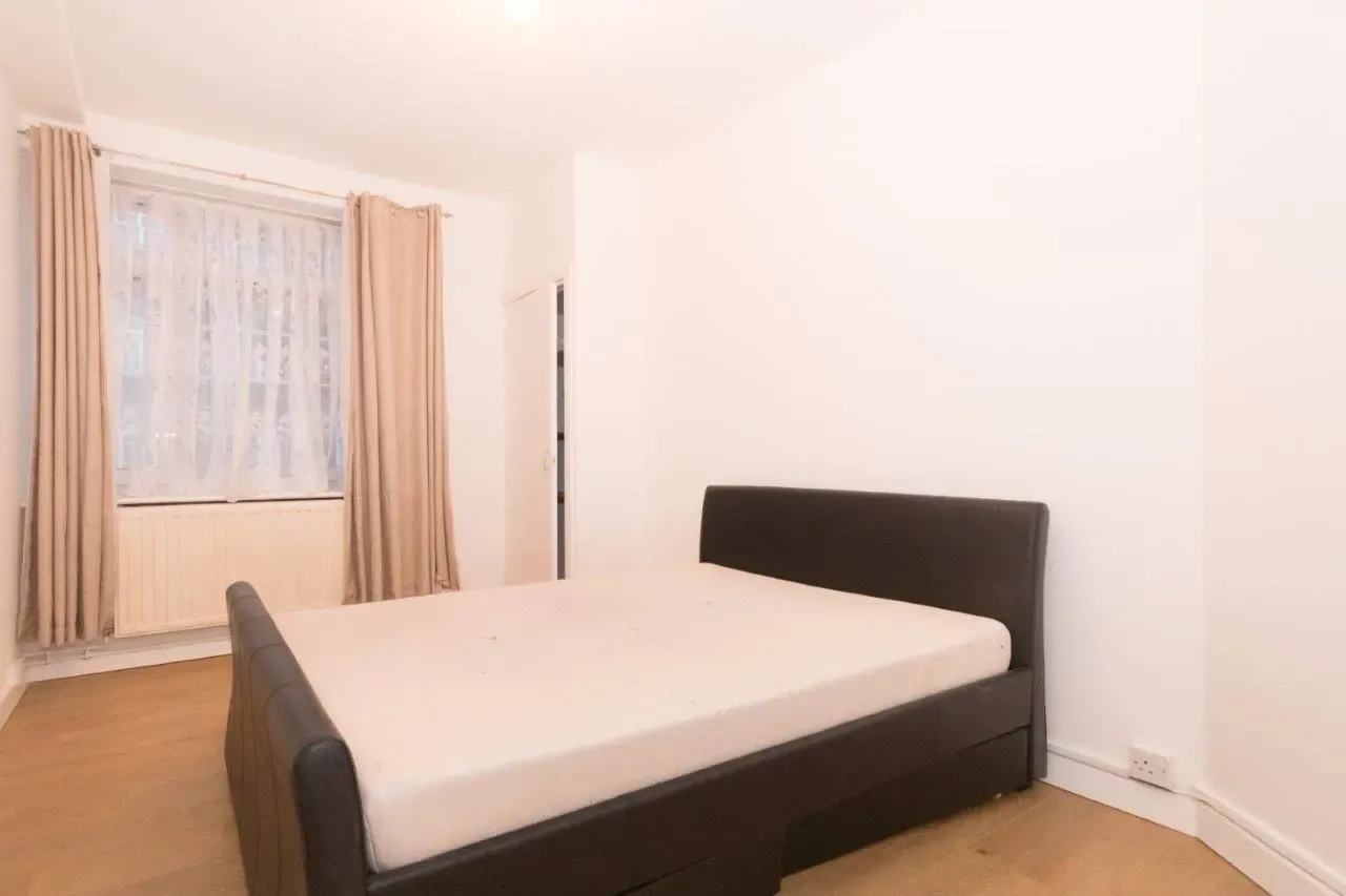Tower Bridge Road, SE1, photo 6
