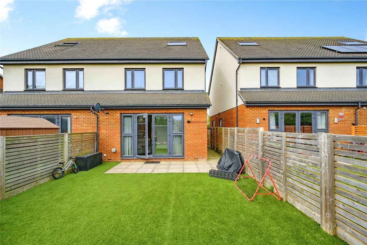 Sundon Park Road, Luton, LU3, photo 15