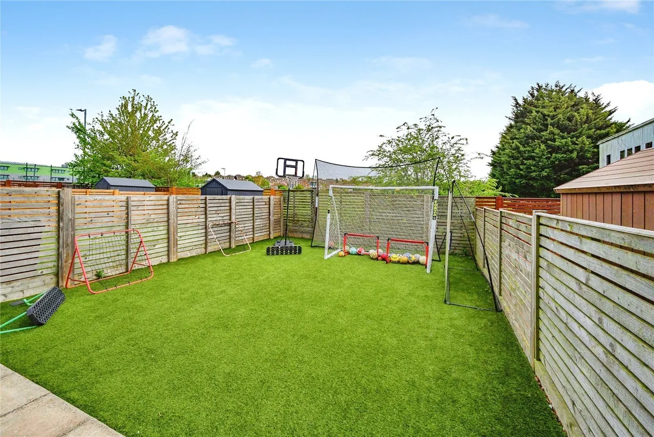 Sundon Park Road, Luton, LU3, photo 2
