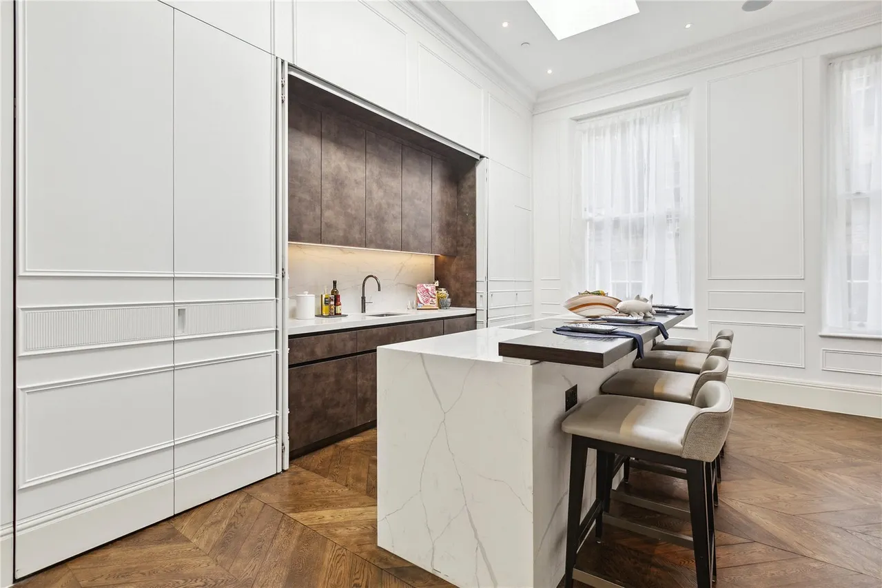 Vicarage Gate, Kensington, W8, photo 4