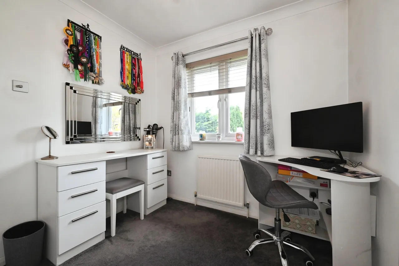 Fox Leigh, High Wycombe, HP11, photo 16