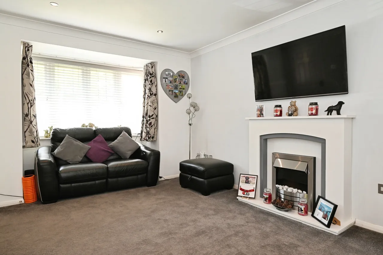 Fox Leigh, High Wycombe, HP11, photo 9