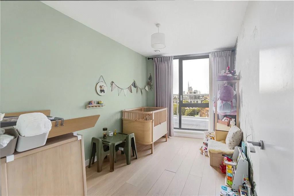 The Highway, London, E1W, photo 15