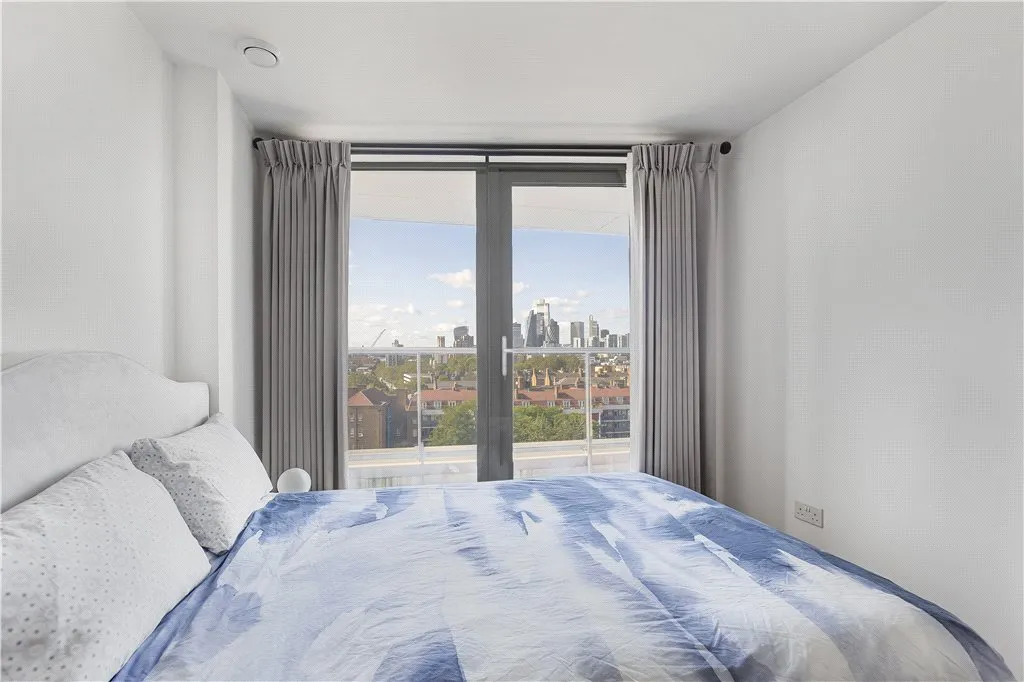The Highway, London, E1W, photo 13