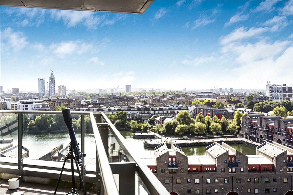 The Highway, London, E1W, photo 19