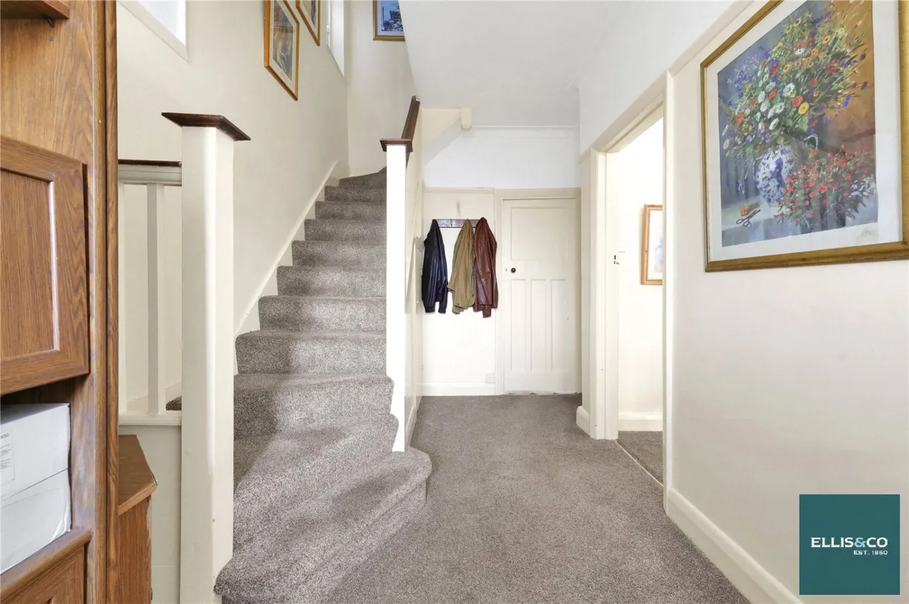 Wentworth Avenue, Finchley, N3, photo 7