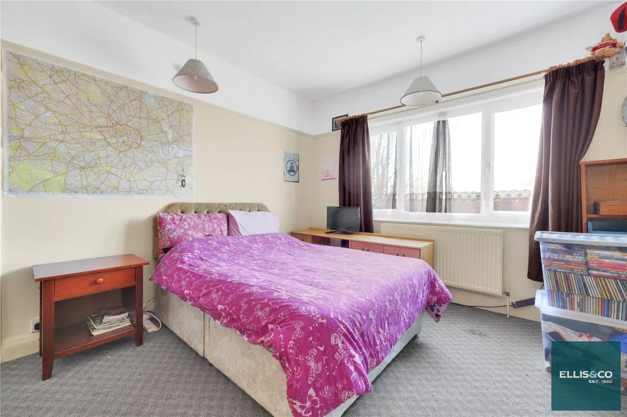 Wentworth Avenue, Finchley, N3, photo 8