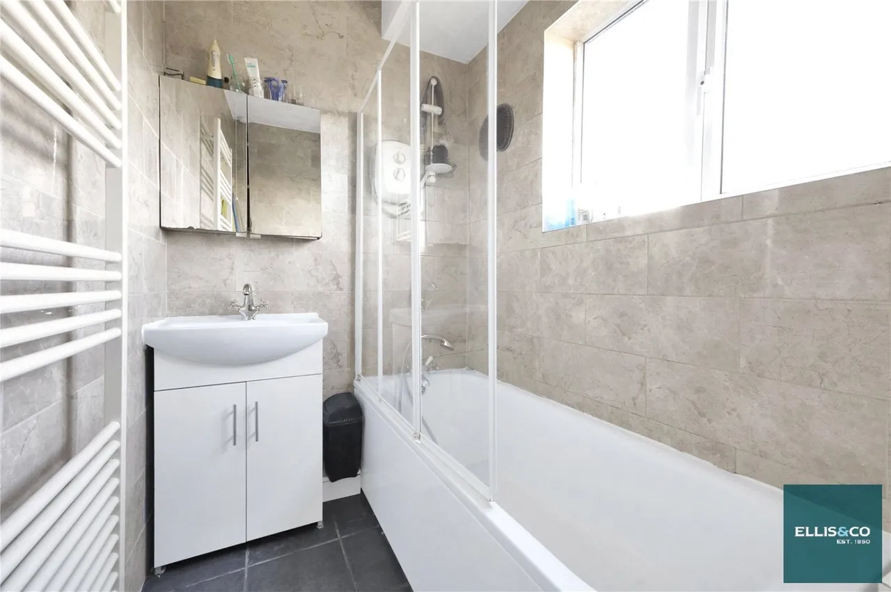 Wentworth Avenue, Finchley, N3, photo 10
