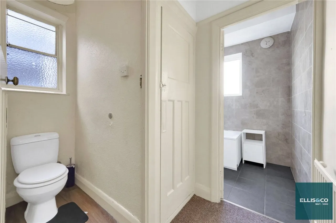 Wentworth Avenue, Finchley, N3, photo 11