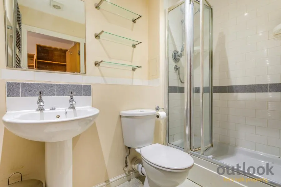 Flint Close, London, E15, photo 8
