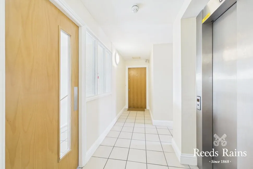 Kings Road, Belfast, County Antrim, BT5, photo 3