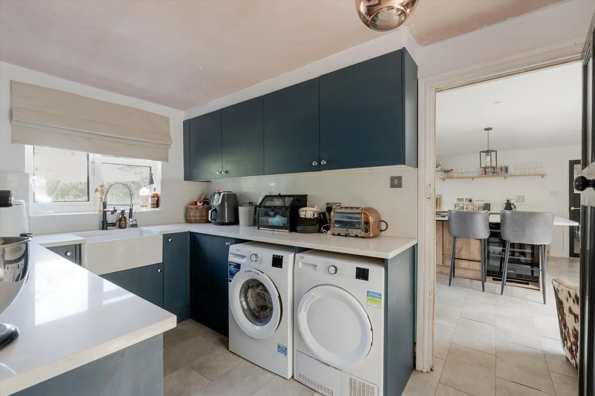 Horsham Lane, Ewhurst, GU6, photo 13