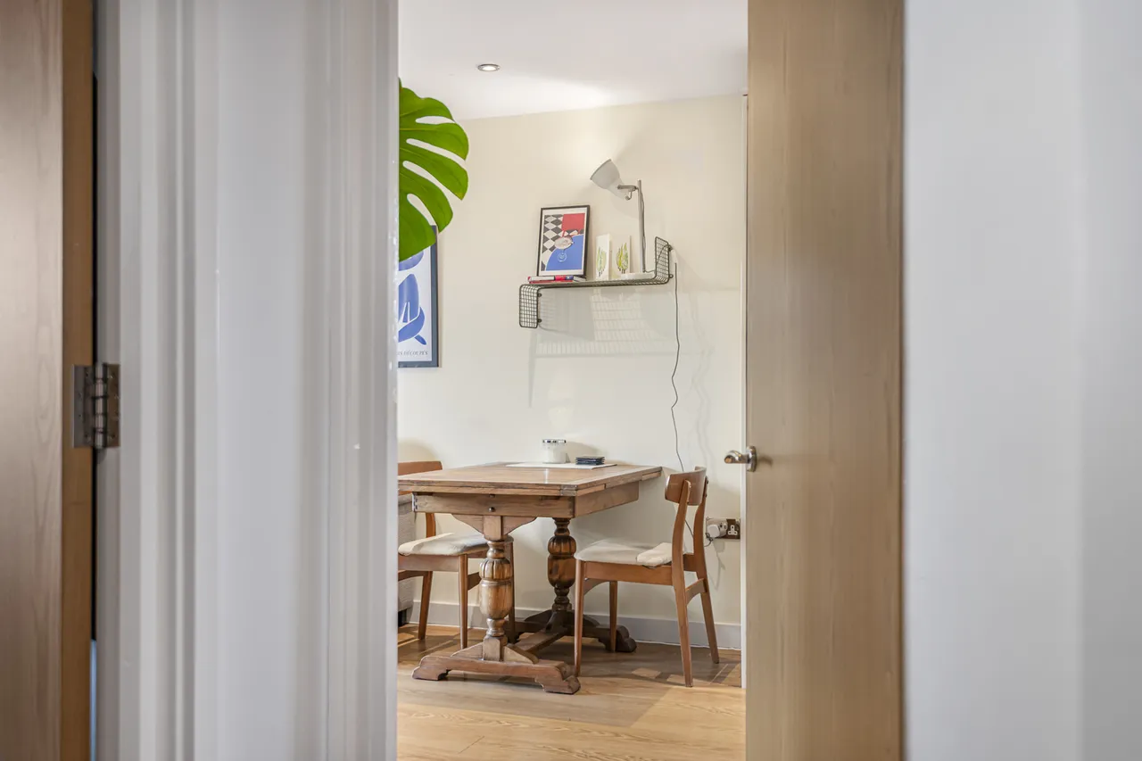 2 bed flat for sale — Savoy Court, Savoy Road, Brislington, Bristol, BS4 3SX