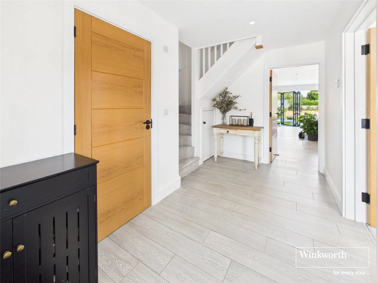 Roundfield, Upper Bucklebury, Reading, Berkshire, RG7, photo 12