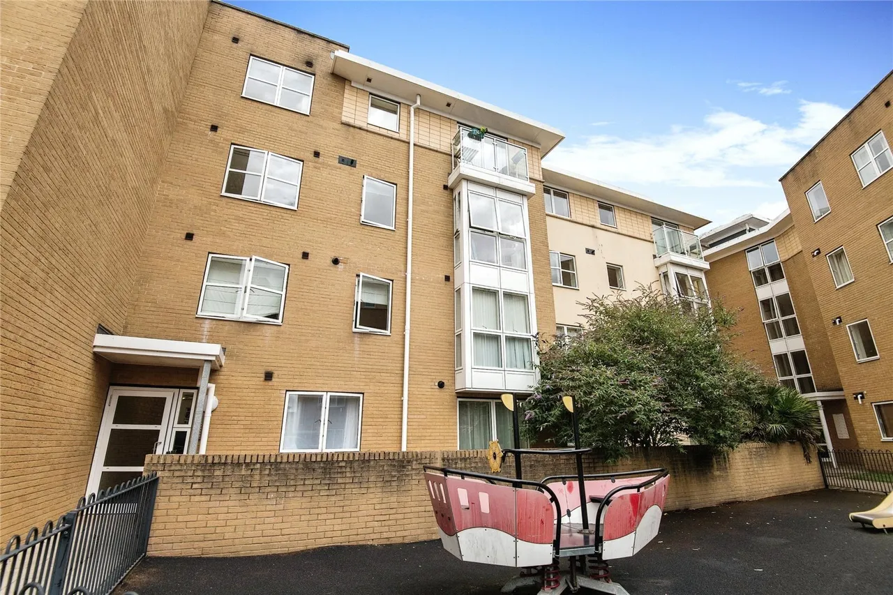 Richmond Court, Exeter, EX4, photo 10