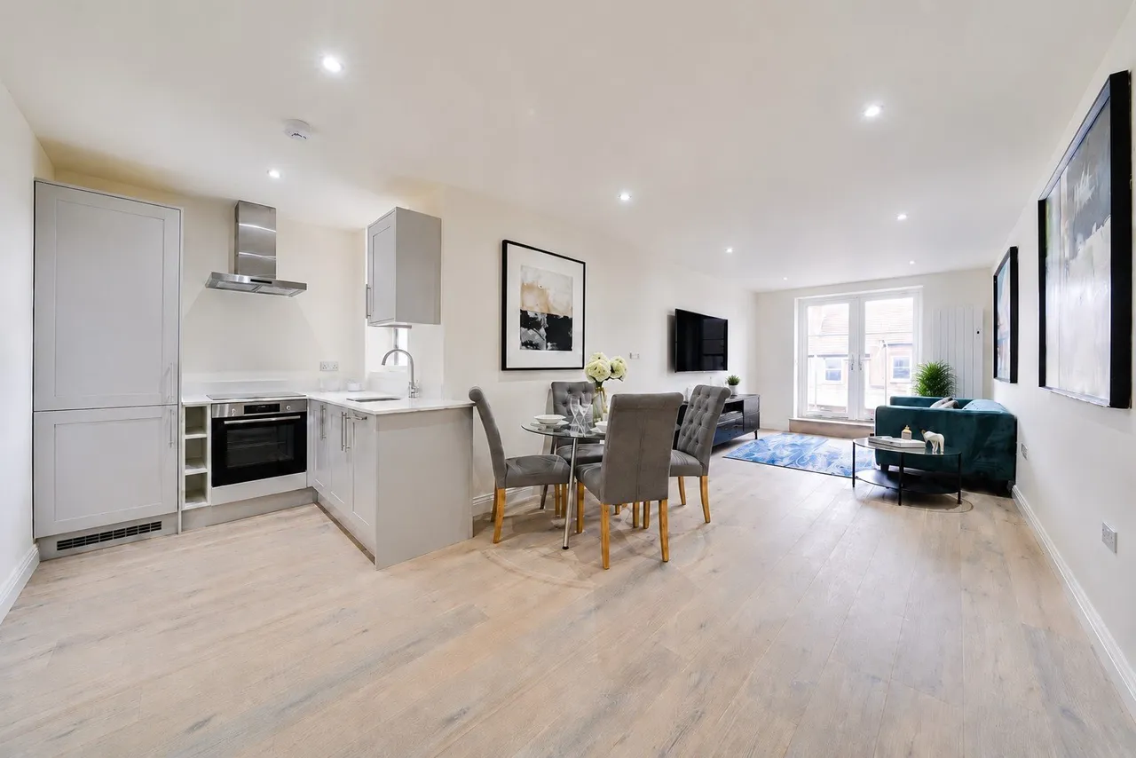 2 bed flat for sale, Replingham Road, Southfields, SW18