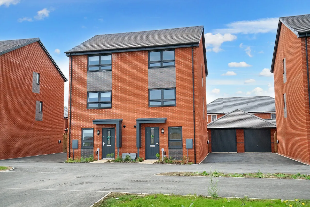 White Lias Way, Upper Lighthorne, CV33, photo 20